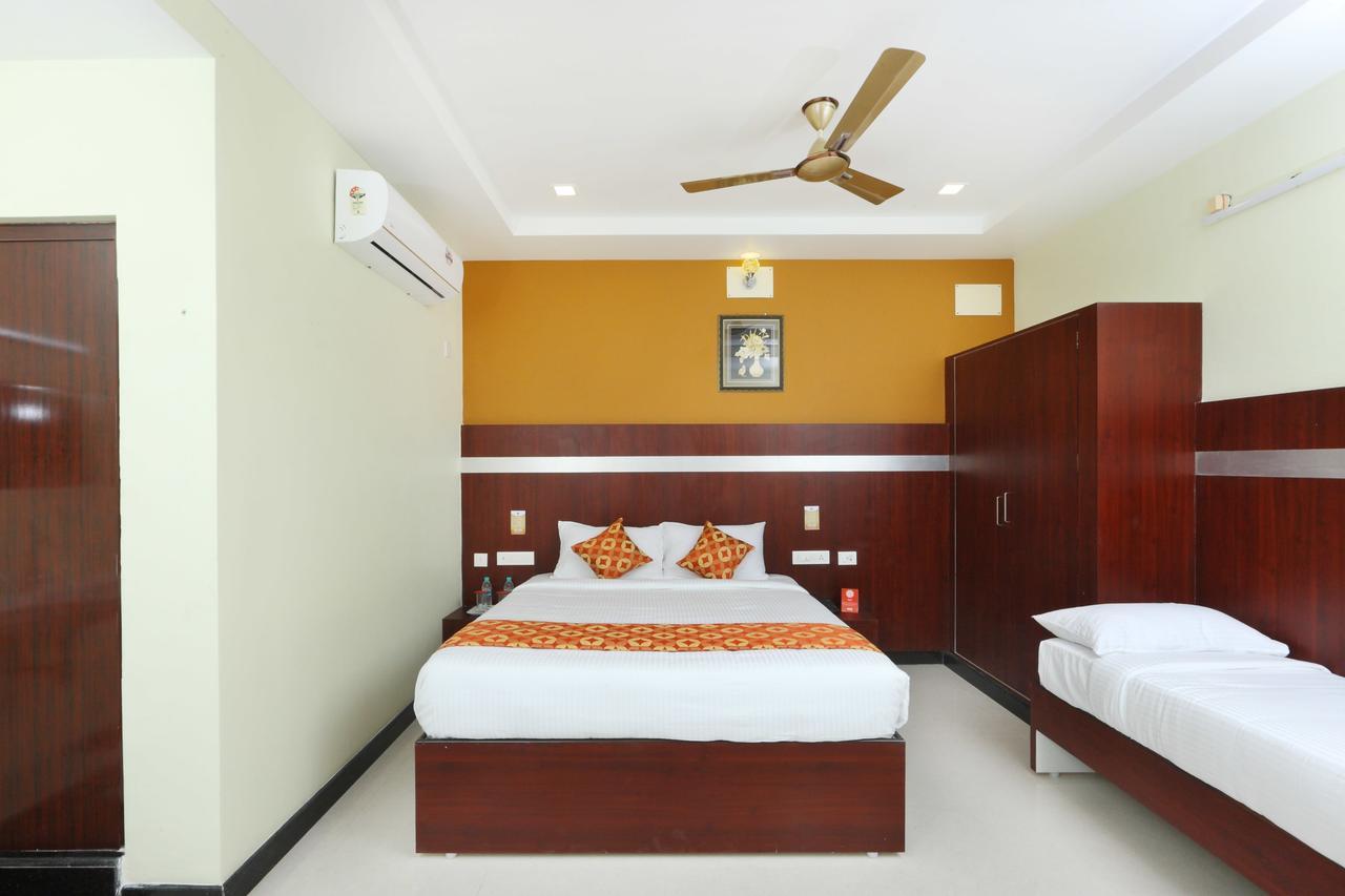 Oyo 15115 Hotel Ramcharan Residency Tirupati Esterno foto