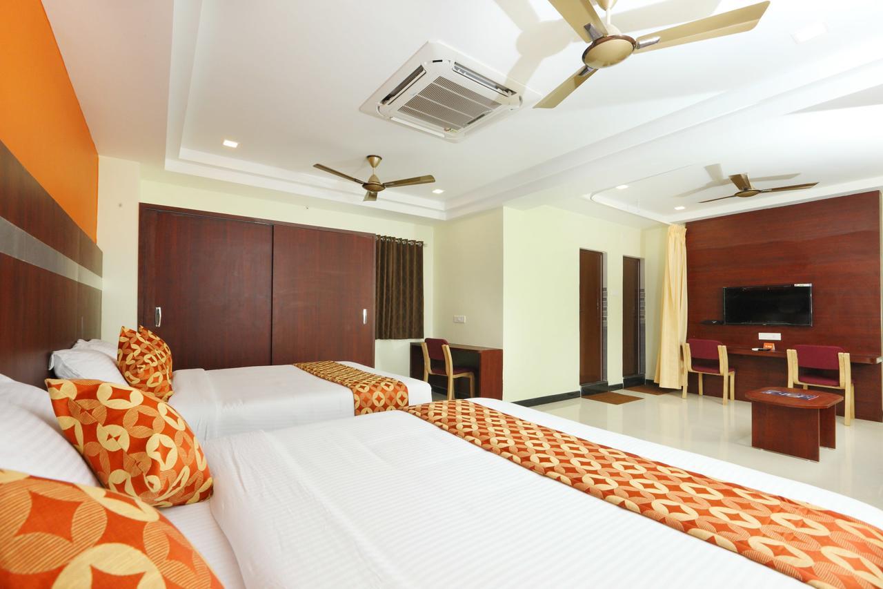 Oyo 15115 Hotel Ramcharan Residency Tirupati Esterno foto