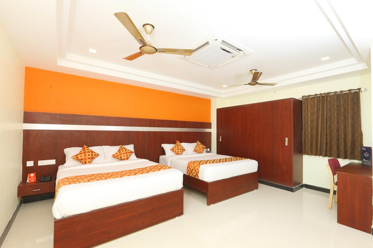 Oyo 15115 Hotel Ramcharan Residency Tirupati Esterno foto