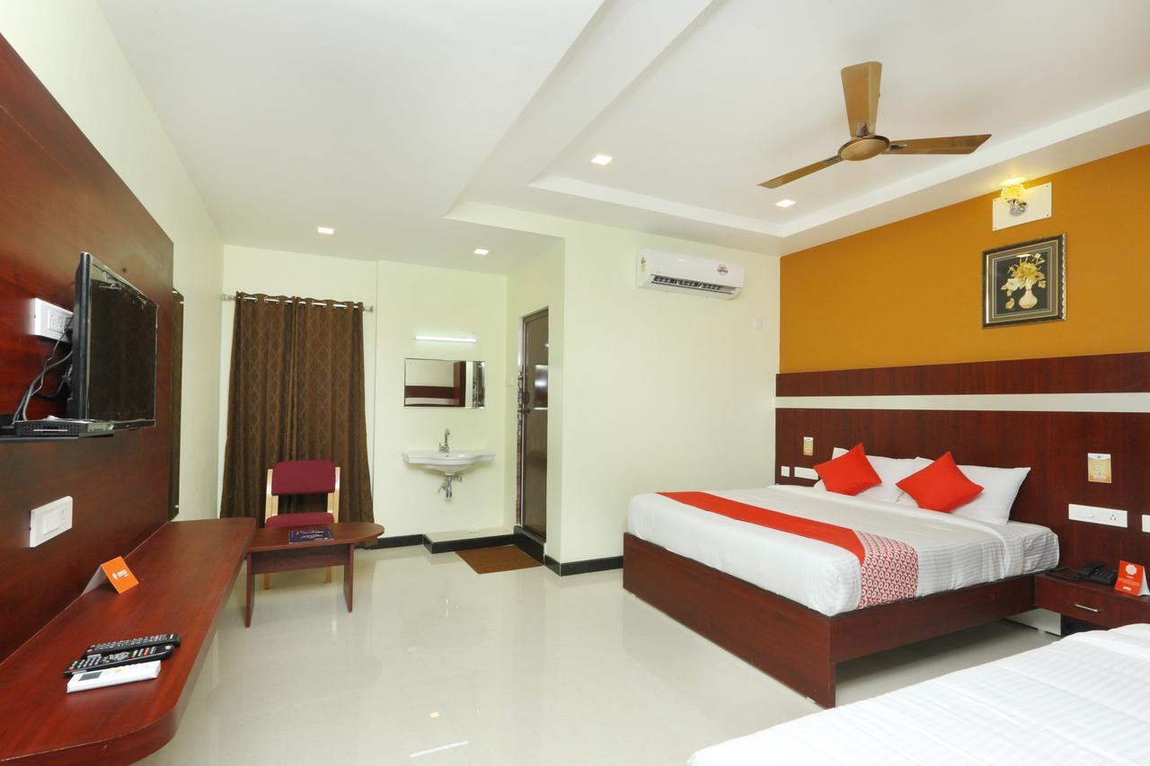 Oyo 15115 Hotel Ramcharan Residency Tirupati Esterno foto